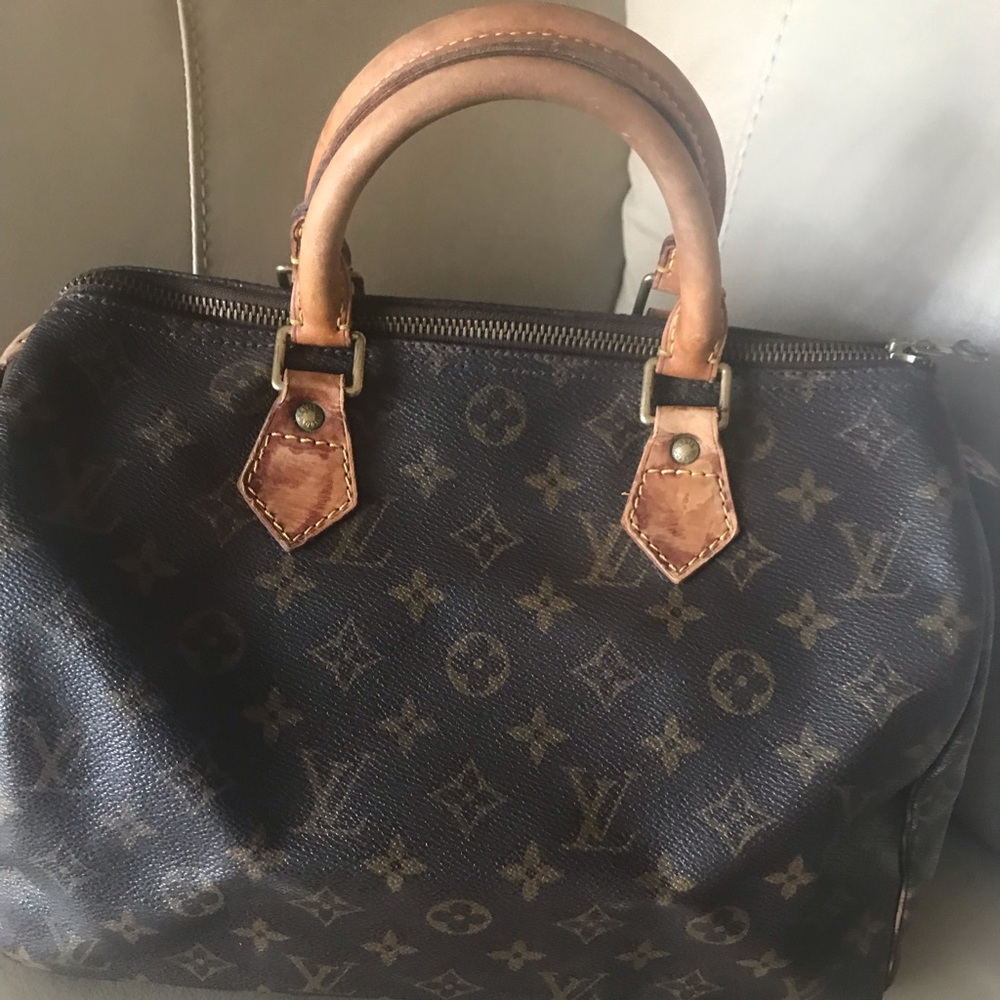 Authentic Louis Vuitton Speedy 30